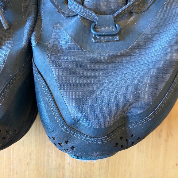 Men’s size 10.5 Altra Lone Peak 5 Charcoal and Teal Trail Shoes - Picture 2 of 10